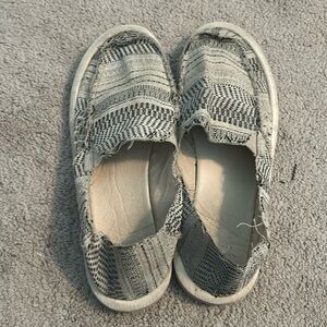 Sanuks